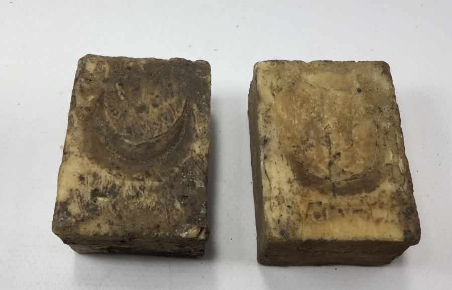 OSMANLI DÖNEMİ ÜZERİ OSMANLICA YAZILI HİLALİ AHMER 2 ADET SABUN