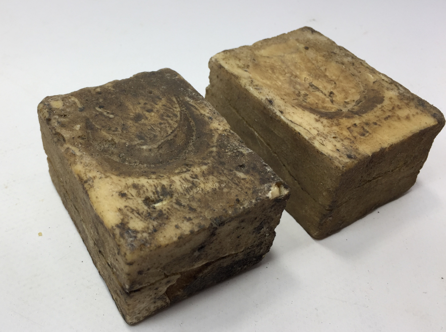 OSMANLI DÖNEMİ ÜZERİ OSMANLICA YAZILI HİLALİ AHMER 2 ADET SABUN