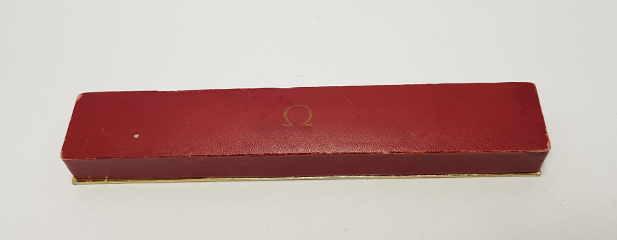 KUTUSUNDA OMEGA DE VILLE KOL SAATİ 