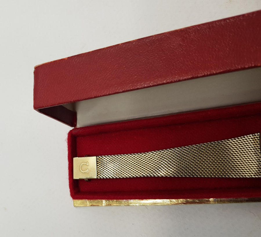 KUTUSUNDA OMEGA DE VILLE KOL SAATİ 