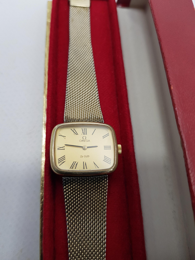 KUTUSUNDA OMEGA DE VILLE KOL SAATİ 