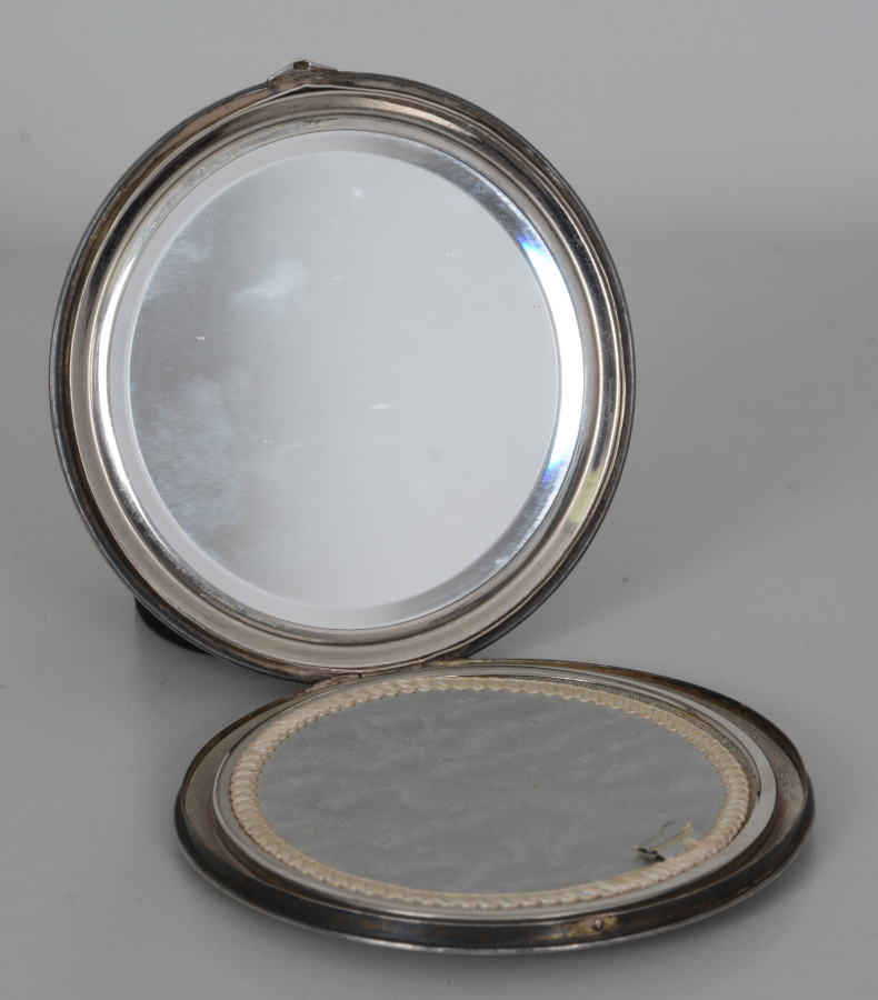 1900 BAŞLARI MİNELİ PUDRALIK VE AYNASI