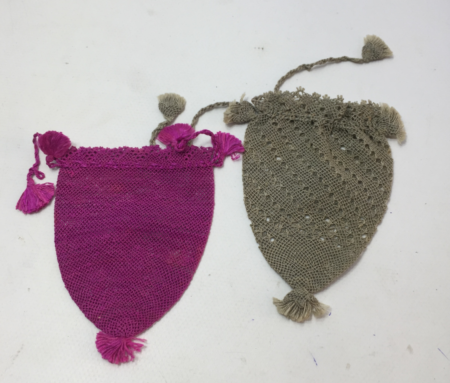 OSMANLI DÖNEMİ KÖK BOYA 2 ADET İPEKLİ AKÇE KESESİ