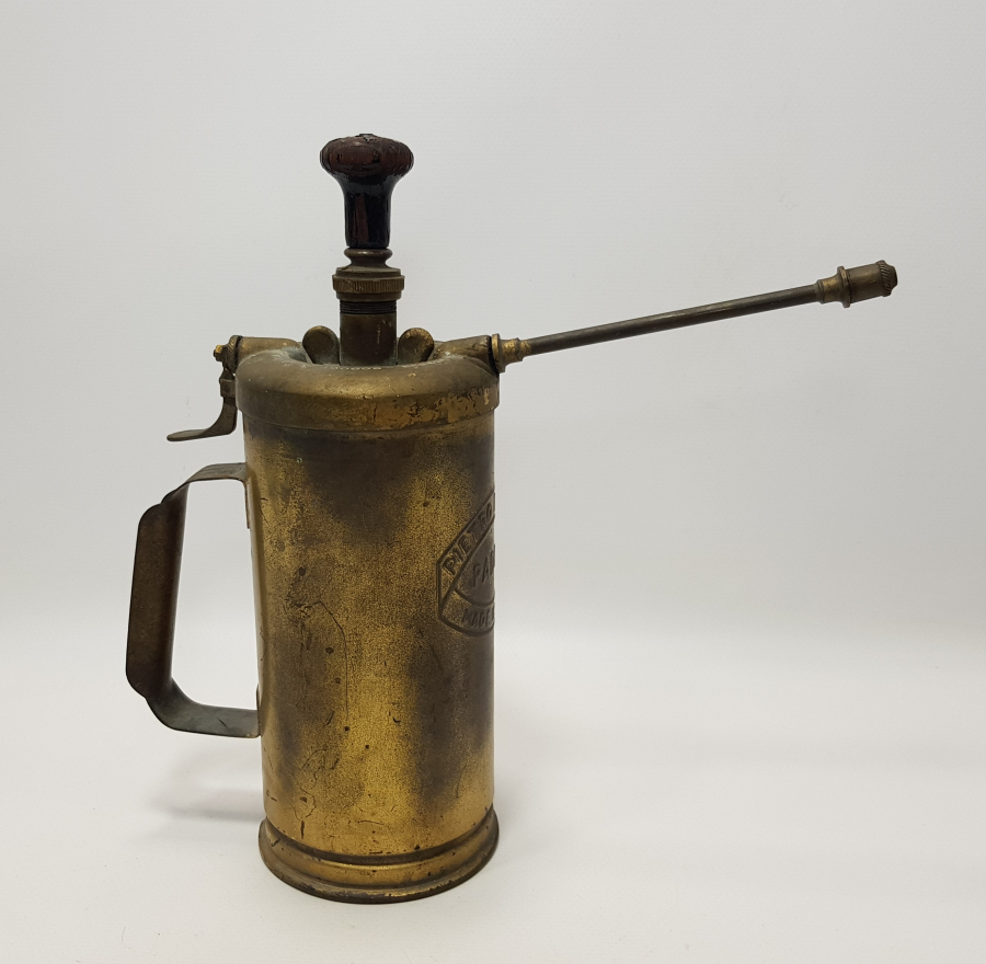 1900'LERDEN FERRARİ MARKA PİRİNÇ YAĞDANLIK 