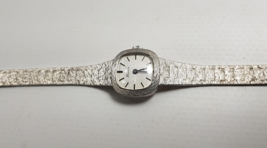 BOUVIER MARKA GÜMÜŞ KOL SAATİ 