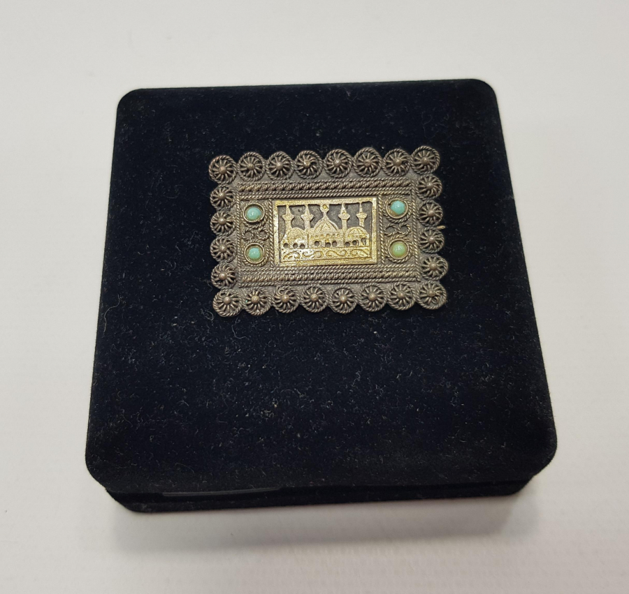 CAMİ MOTİFLİ TELKARİ BROŞ 