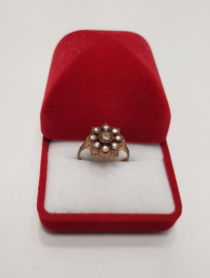 YILDIZ FORMLU ELMAS YÜZÜK 