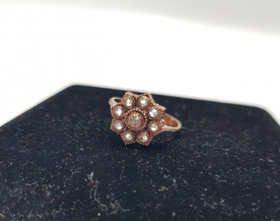 YILDIZ FORMLU ELMAS YÜZÜK 