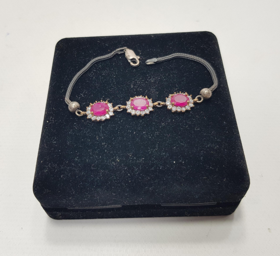 KIRMIZI TAŞLI GÜMÜŞ BİLEKLİK 