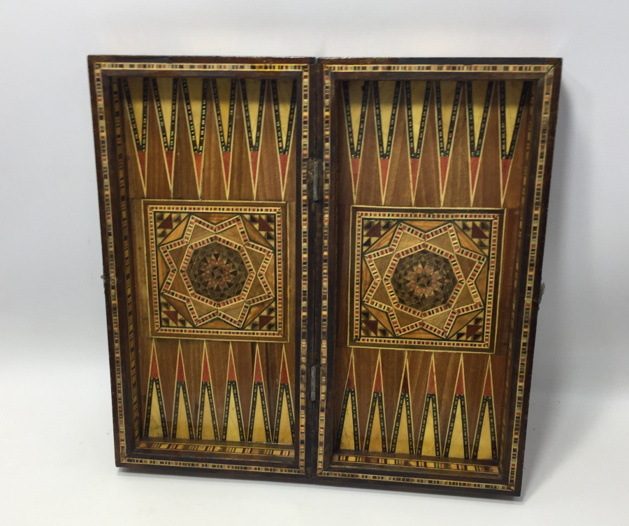 MARKÜTERİ İŞÇİLİKLİ TAVLA