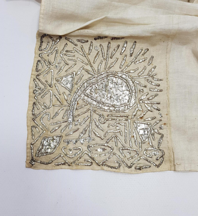 OSMANLI DÖNEMİ GÜMÜŞ TEL KIRMA İŞLEMELİ ÇEVRE ÖRTÜ 