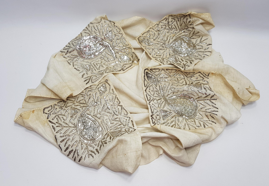 OSMANLI DÖNEMİ GÜMÜŞ TEL KIRMA İŞLEMELİ ÇEVRE ÖRTÜ 