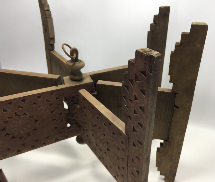 OSMANLI DÖNEMİ İŞLEMELİ AHŞAP SOFRA ALTI