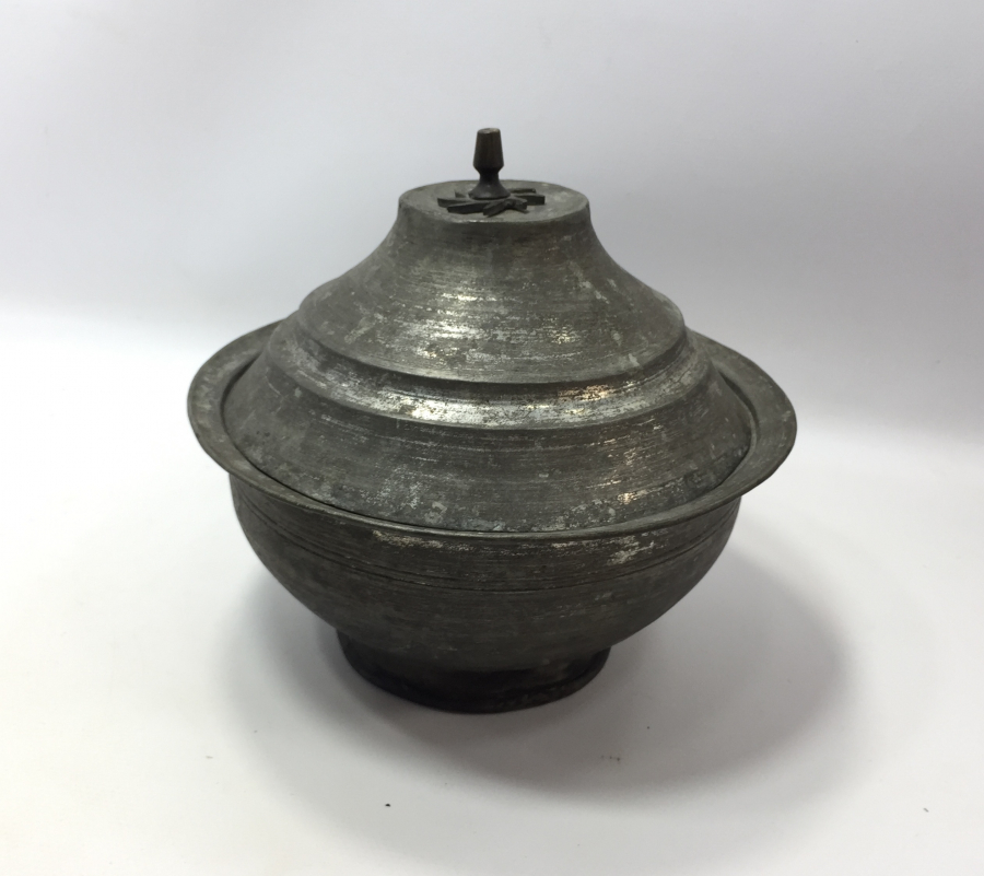 OSMANLI DÖNEMİ MEVLEVİ SİKKELİ VE ÇARKIFLEK MOTİFLİ TEKKE İŞİ KASE