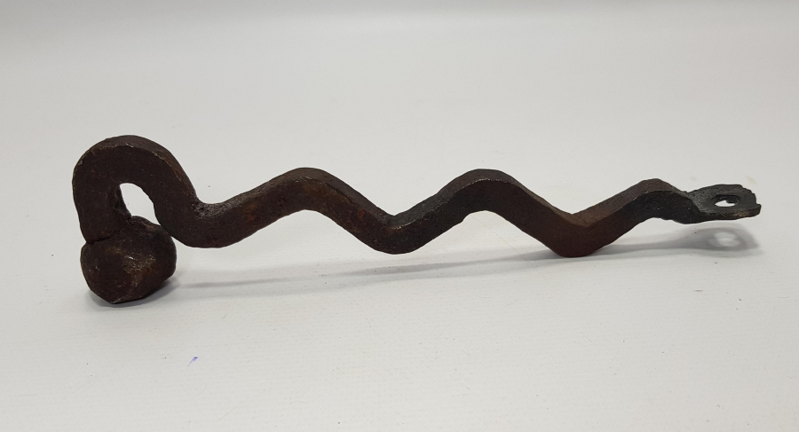 OSMANLI DÖNEMİ RUM İŞİ YILAN FORMLU KAPI TOKMAĞI 