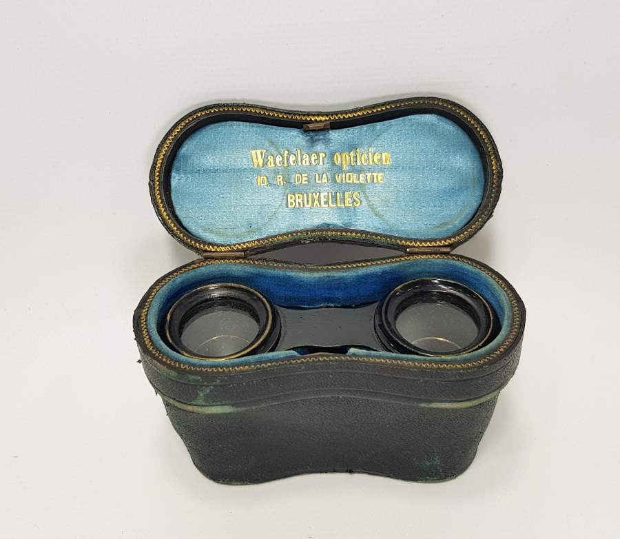 1900 BAŞLARI ORJİNAL KUTUSUNDA DÜRBÜN