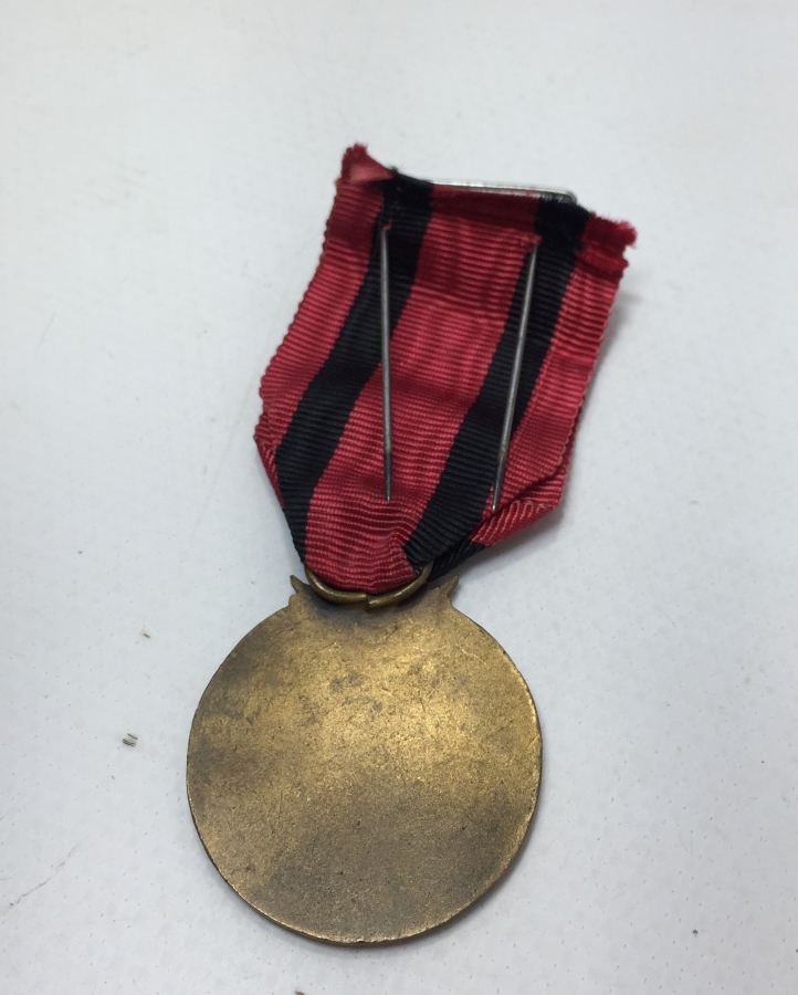 1948 YILI ÜZERİNDE HAC VE HİLAL OLAN ARAP MADALYASI