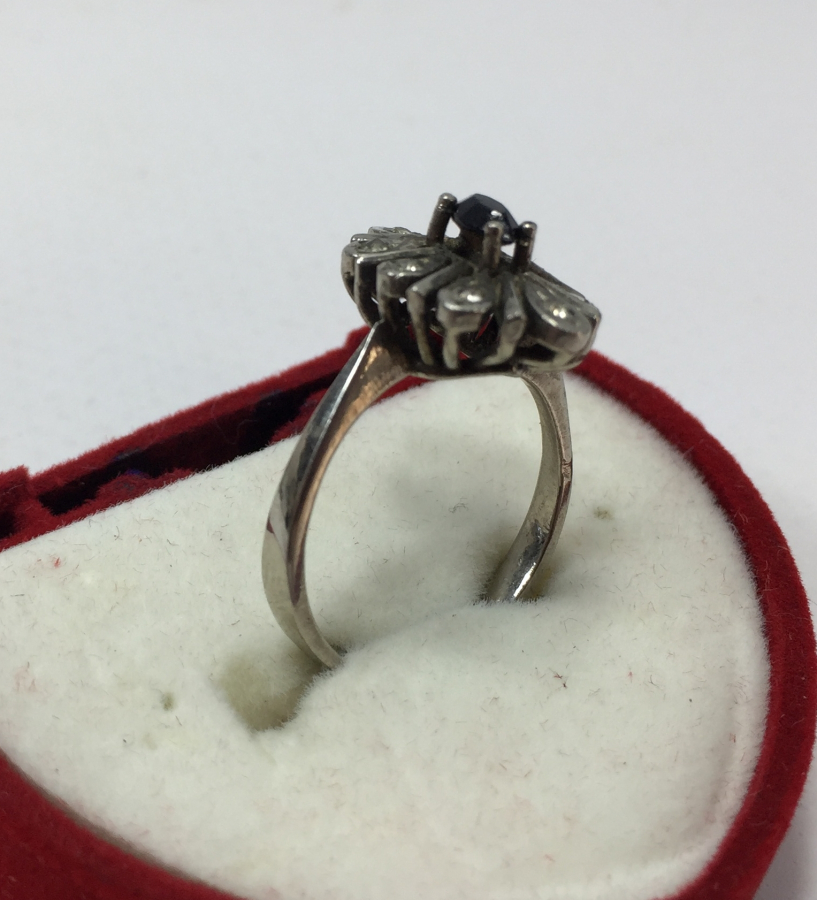 ELMAS VE GRANAT TAŞLI BAYAN YÜZÜĞÜ