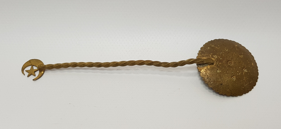 OSMANLI DÖNEMİ MİNELİ VE TOMBAK İŞÇİLİKLİ MACUN KAŞIĞI