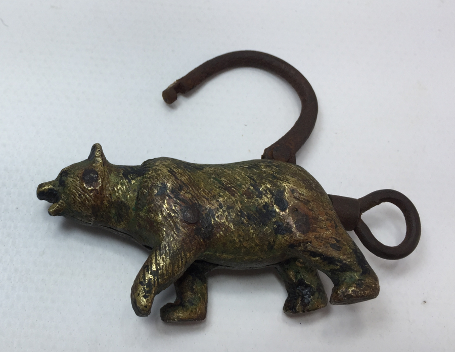 AYI FORMUNDA 1900 BAŞLARI AVRUPA KİLİT