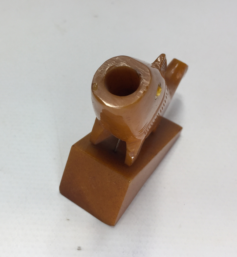 KATALİNDEN MAMUL BALIK FORMUNDA KALEMLİK