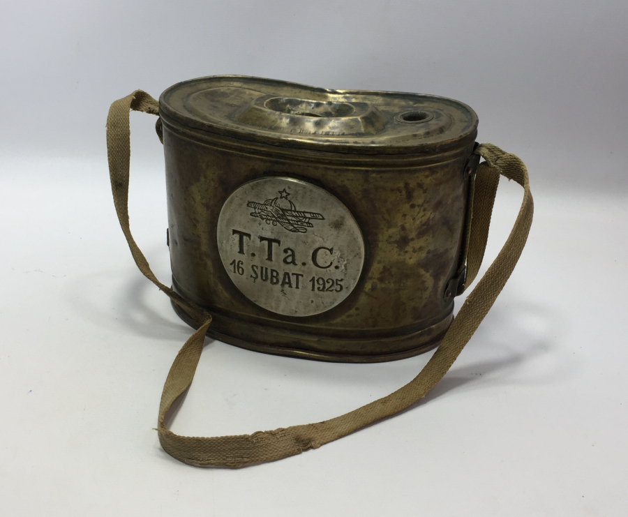 NADİR TÜRK TEYYARE CEMİYETİ YARDIM KUMBARASI