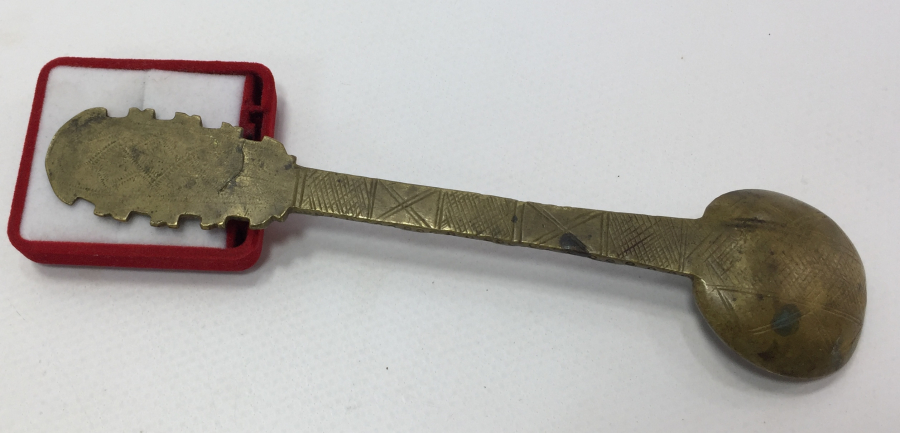 OSMANLI DÖNEMİ BRONZDAN MAMUL TAMAMI KALEM İŞÇİLİKLİ ŞİFA KAŞIĞI