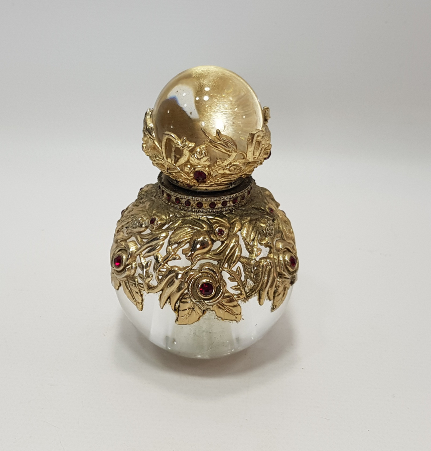 ÖZEL DİZAYN PARFÜM ŞİŞESİ