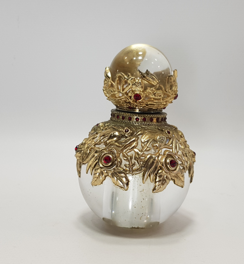 ÖZEL DİZAYN PARFÜM ŞİŞESİ