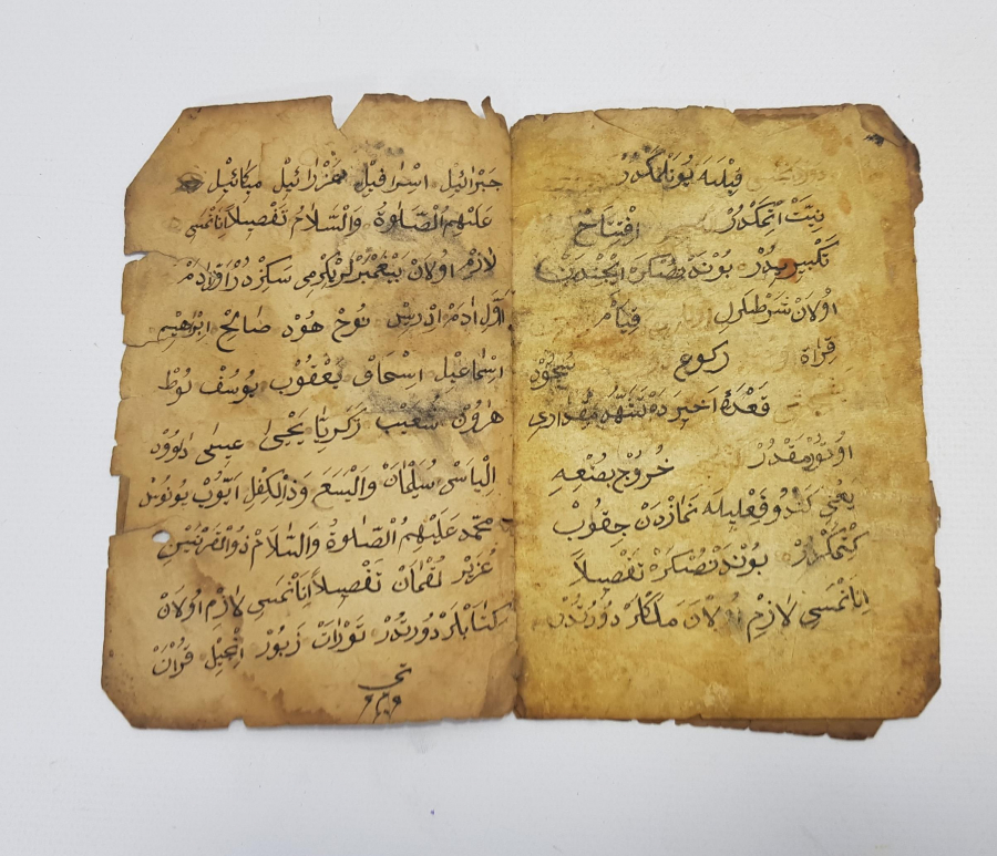 EL YAZMA ÜÇ ADET MÜSTAKİL RİSALE