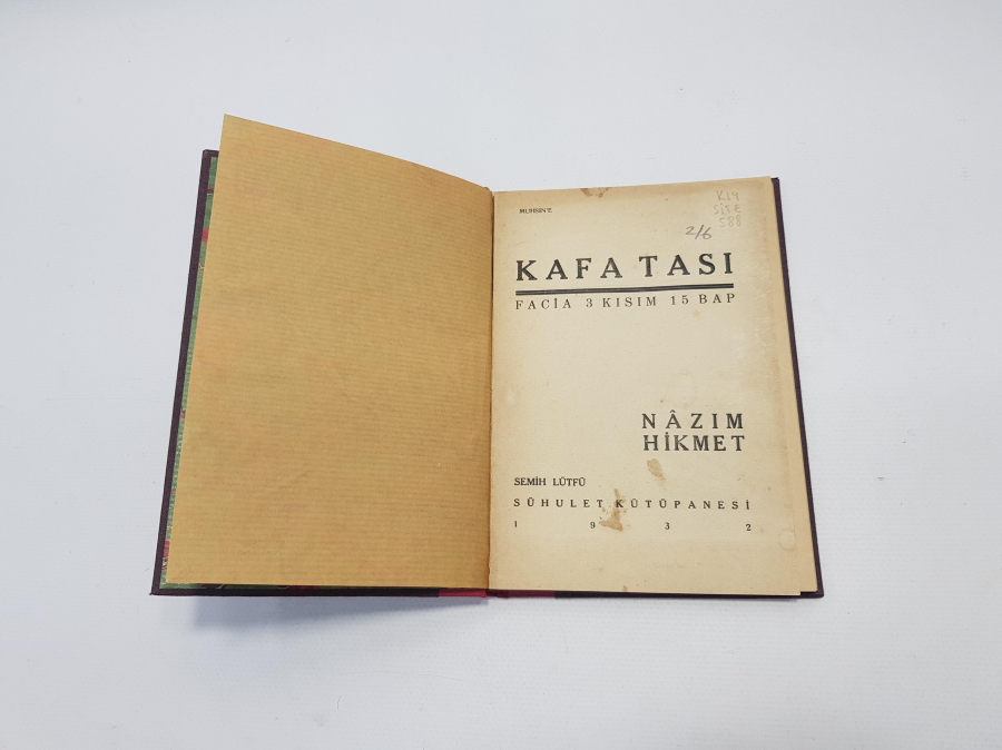 NAZIM HİKMET - KAFA TASI - İLK BASKI KİTAP