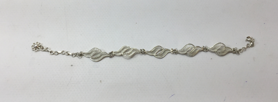 TELKARİ İŞÇİLİKLİ GÜMÜŞ BİLEKLİK