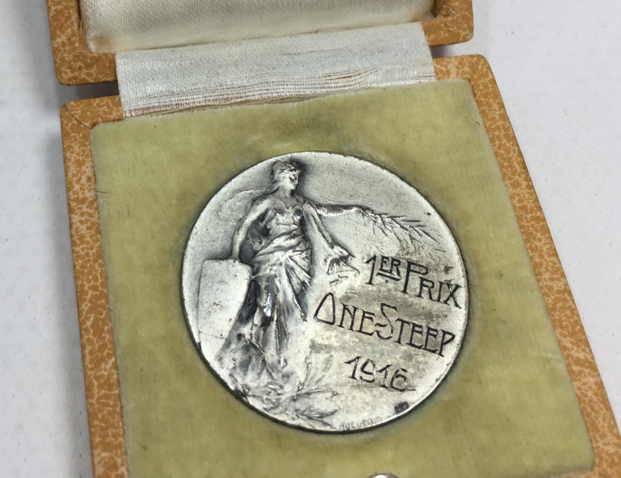 1. DÜNYA SAVAŞI DÖNEMİ KUTUSUNDA MADALYON