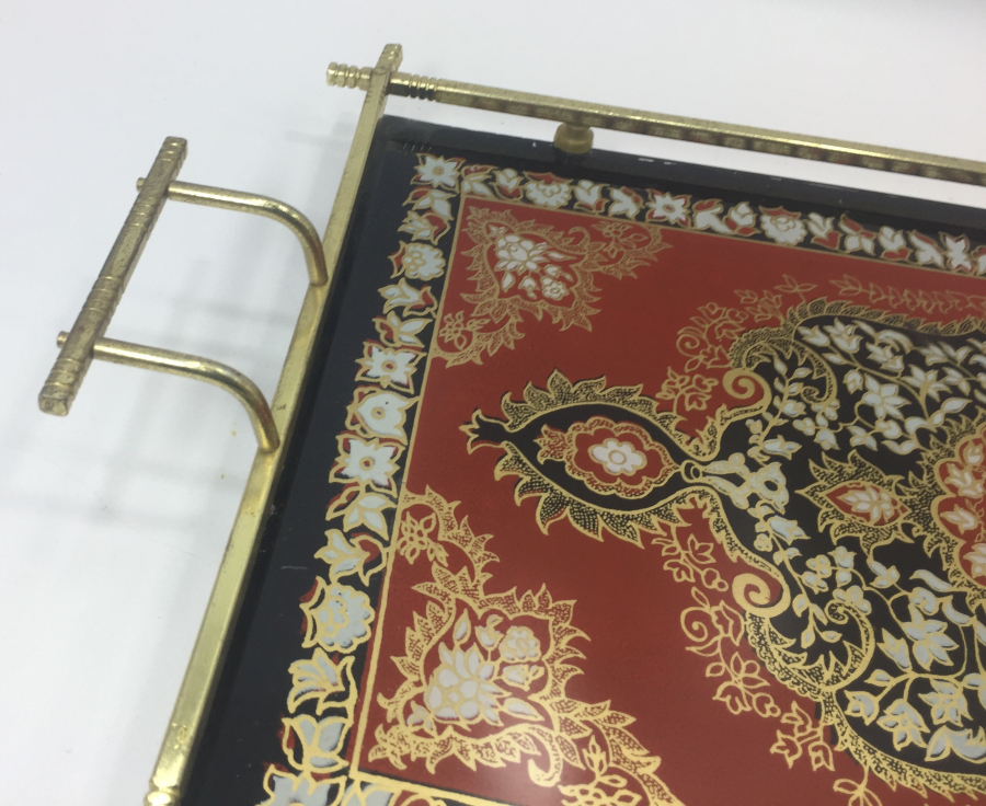 CAM ALTI EL BOYAMA PERÇİNLİ ANTİKA TEPSİ