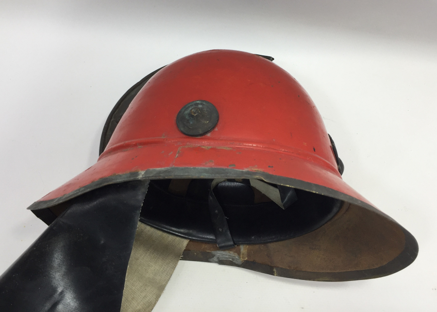 CUMHURİYET BAŞLARI İTFAİYECİ ŞAPKASI - KASKI 