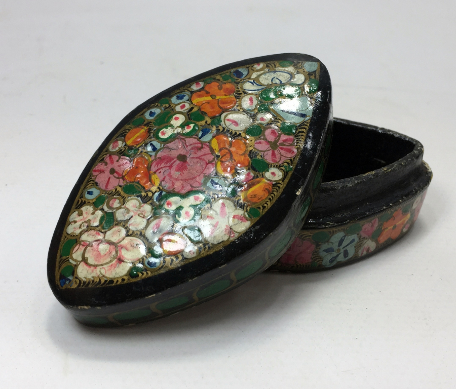 OSMANLI DÖNEMİ EL BOYAMA PAPİER MACHE KUTU