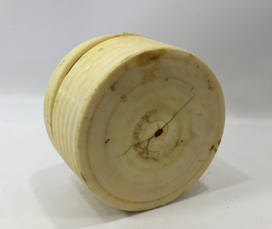 OSMANLI DÖNEMİ FİL DİŞİNDEN MAMUL BÜYÜK BOY TESBİH KUTUSU