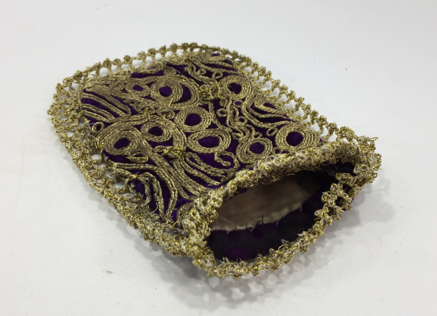 ÜZERİ SIRMA İŞÇİLİKLİ GELİN KESESİ