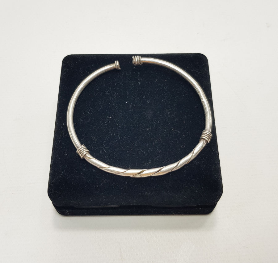 1930'LARDAN GÜMÜŞ BİLEZİK 