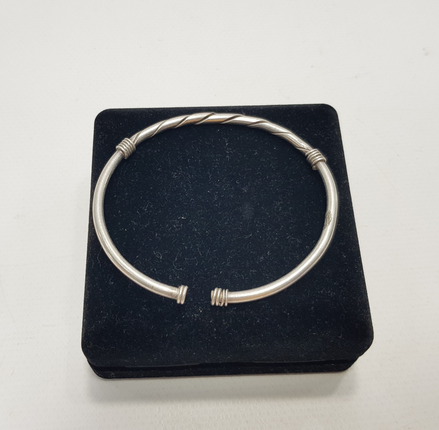 1930'LARDAN GÜMÜŞ BİLEZİK 