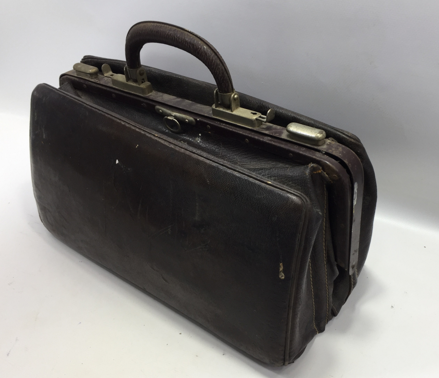 ANTİKA DOKTOR ÇANTASI