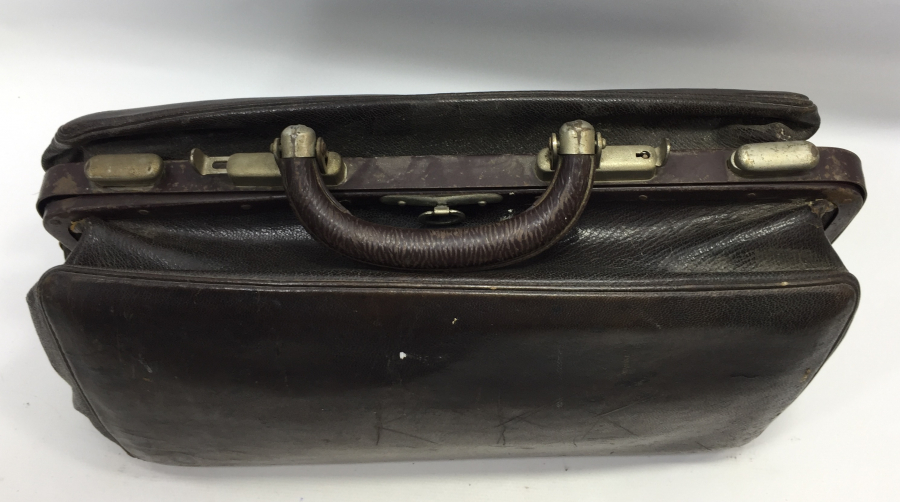 ANTİKA DOKTOR ÇANTASI