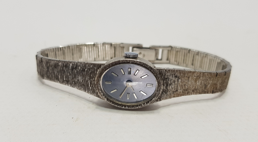 BOUVIER MARKA GÜMÜŞ KOL SAATİ 