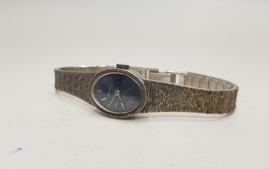 BOUVIER MARKA GÜMÜŞ KOL SAATİ 