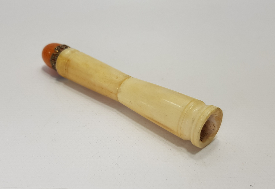 KATALİN VE KEMİKTEN MAMÜL AĞIZLIK 