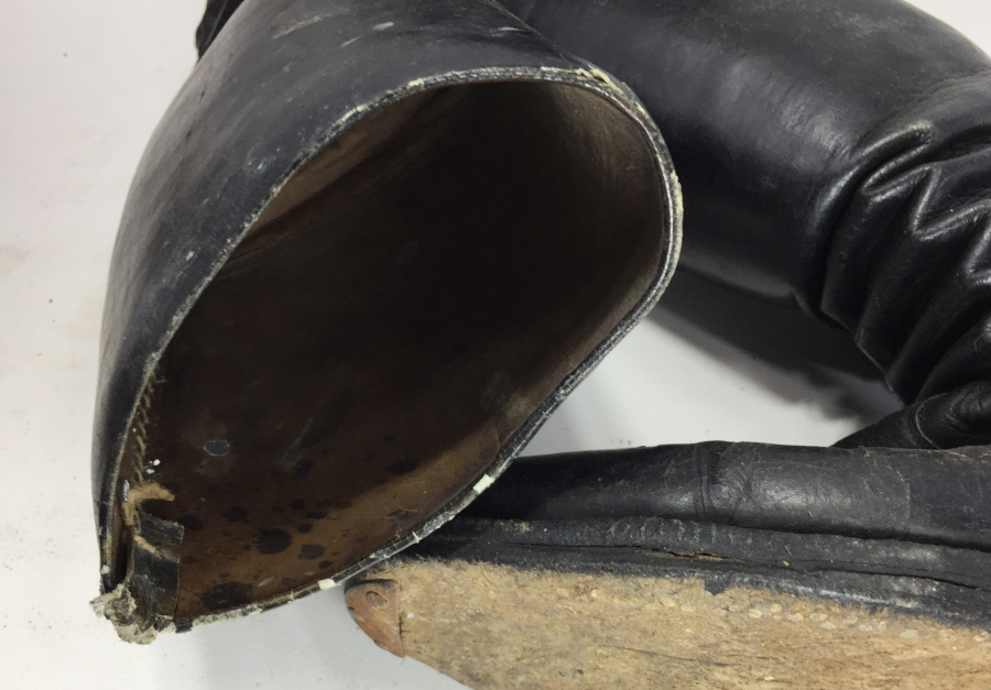 KÖRÜKLÜ SUBAY ÇİZMESİ