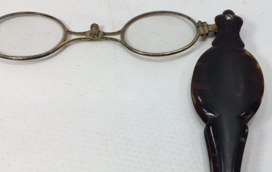 OSMANLI DÖNEMİ BAĞA ÜZERİ ALTINLI NADİR GÖZLÜK