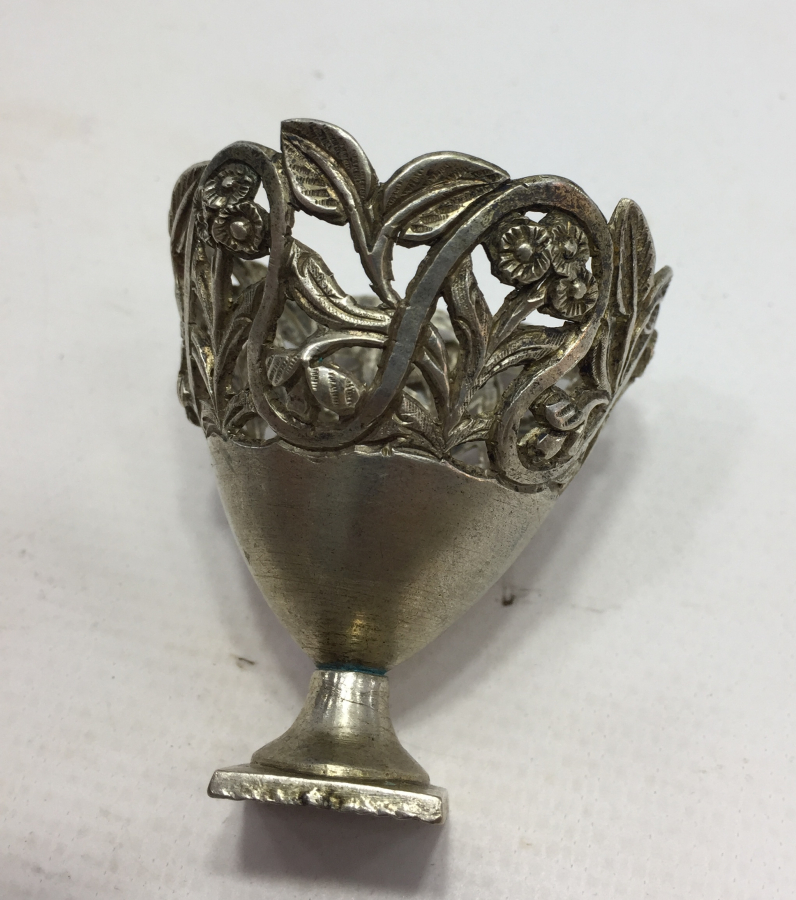 OSMANLI DÖNEMİ KABARTMA İŞÇİLİKLİ GÜMÜŞ FİNCAN ZARFI