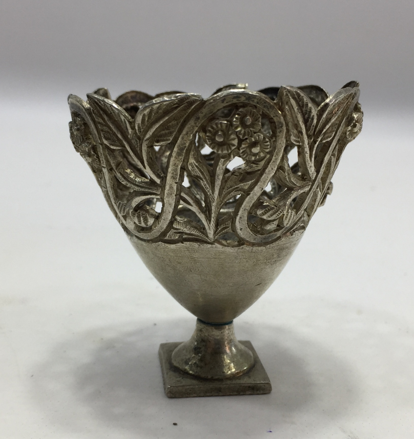 OSMANLI DÖNEMİ KABARTMA İŞÇİLİKLİ GÜMÜŞ FİNCAN ZARFI