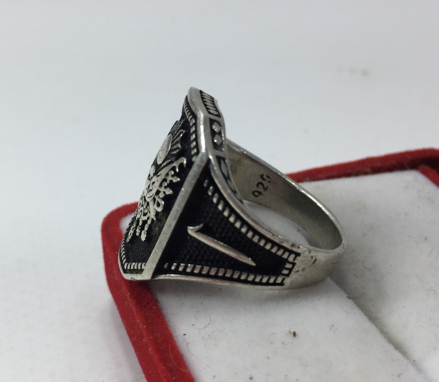 ÜZERİNDE OSMANLI DEVLET ARMASI BULUNAN GÜMÜŞ YÜZÜK